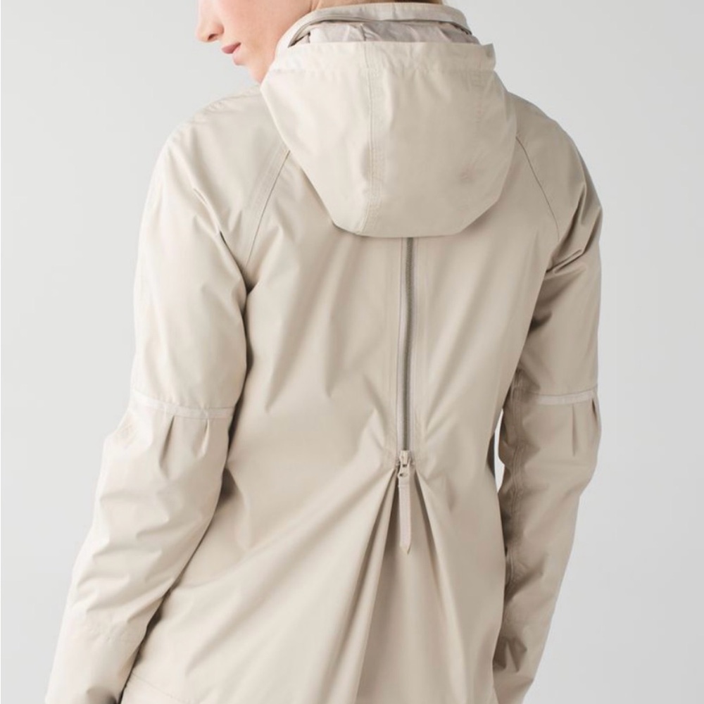 Lululemon Athletica Beige Hooded Ski Jacket